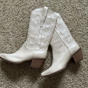 Jeffrey Campbell Dagget Boots